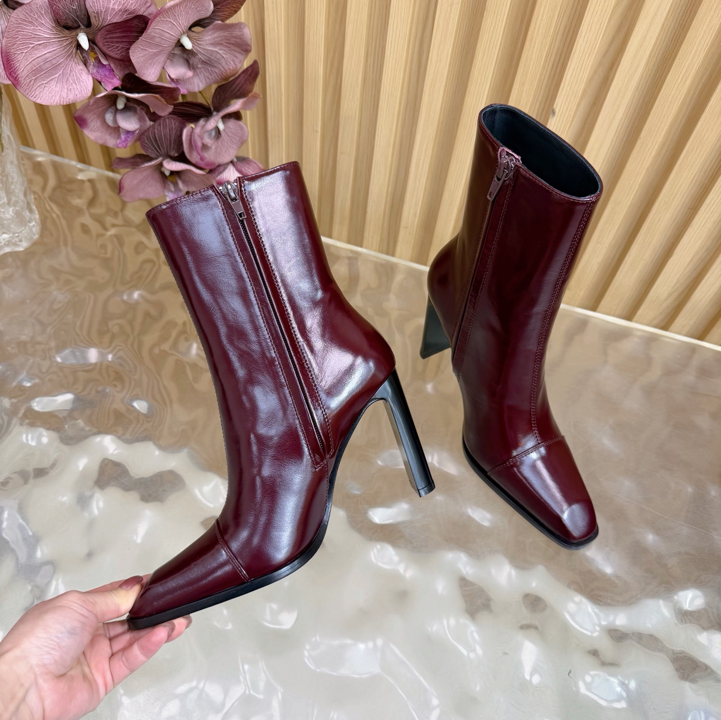 Women's high heels